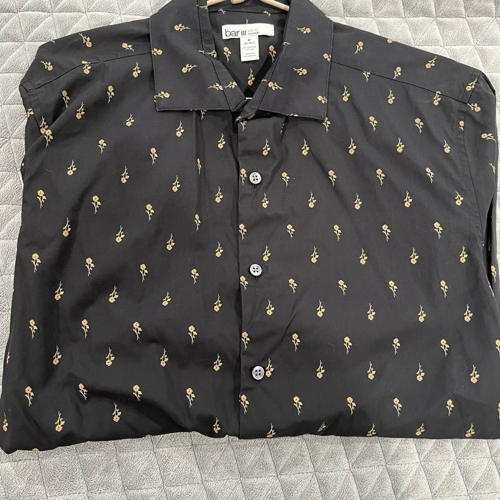 Bar III mens button up medium